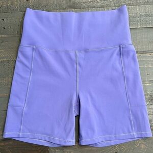 Vuori Women’s Ultra Violet Bike Shorts with Side Pockets